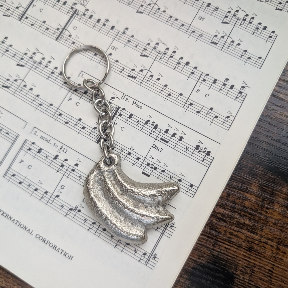 Silver Unusual Keychain - Picture 3 of 6